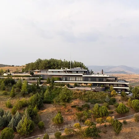 Ananti & 5* 特里卡拉