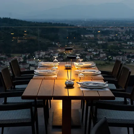 酒店 Ananti & 特里卡拉